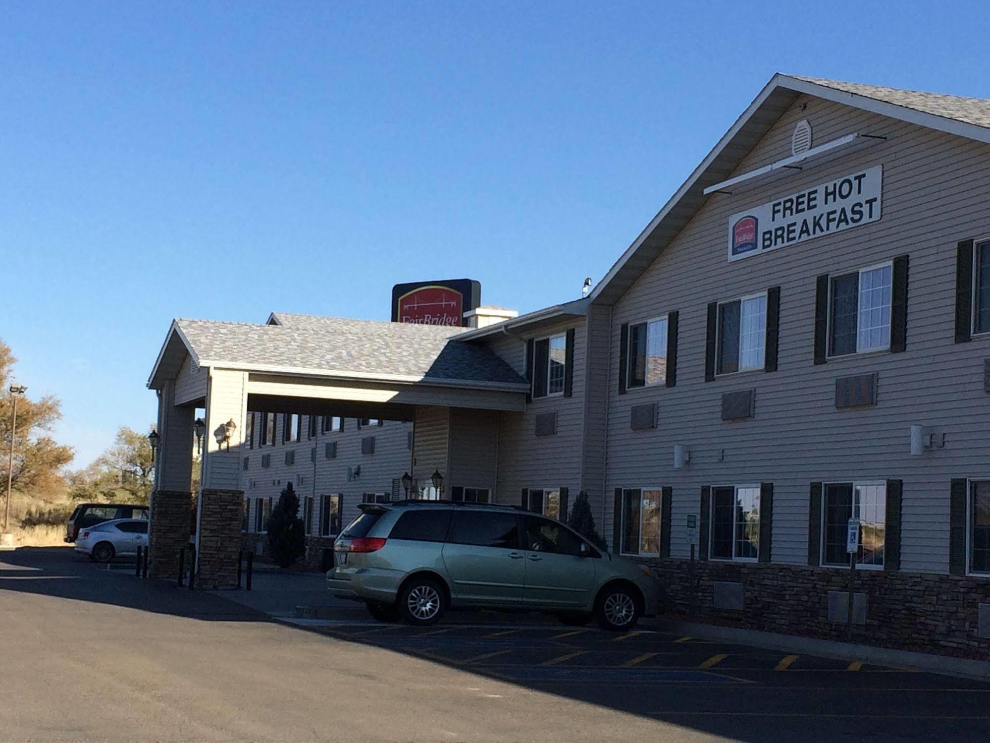 Fairbridge Inn And Suites - Miles City Exteriör bild